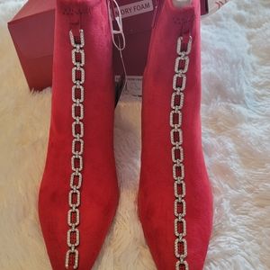 Bling Kitten Heel RED Boots 7.5 Impo